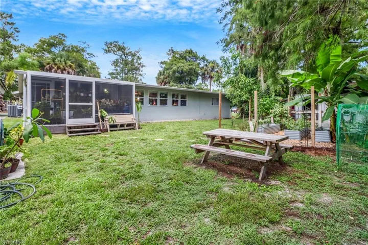 1840  23rd SW ST, Naples, FL 34117