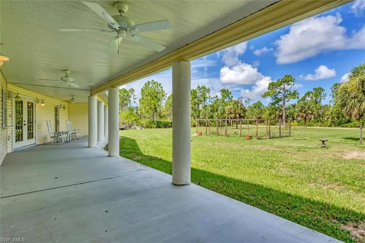 View of patio / terrace with ceiling fan