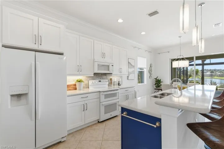 11511  Giulia  DR, Fort Myers, FL 33913
