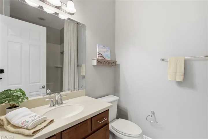 11511  Giulia  DR, Fort Myers, FL 33913