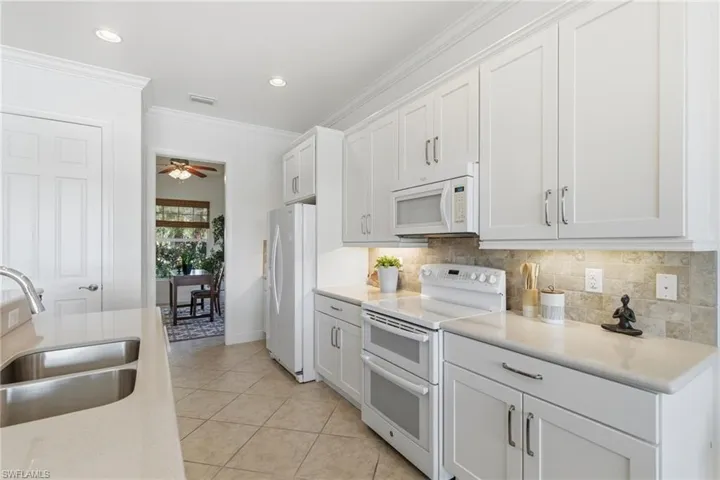 11511  Giulia  DR, Fort Myers, FL 33913