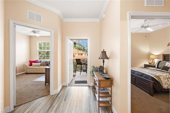3984 Bishopwood CT E # 206, NAPLES FL 34114