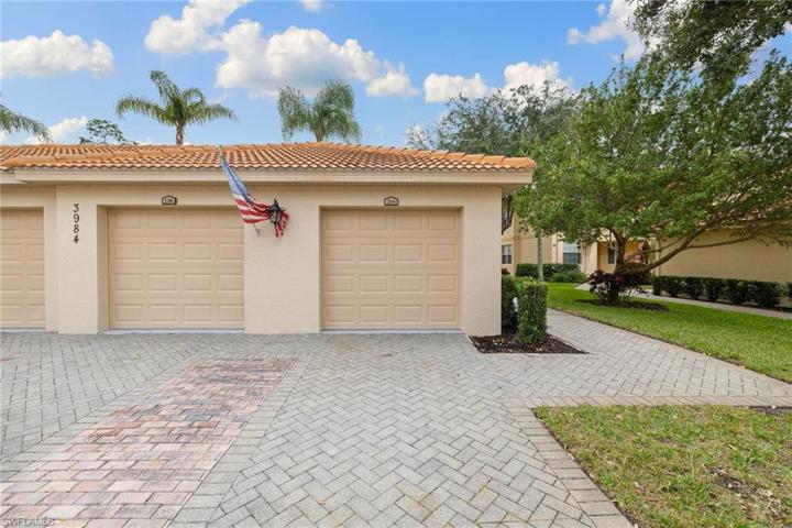 3984 Bishopwood CT E # 206, NAPLES FL 34114