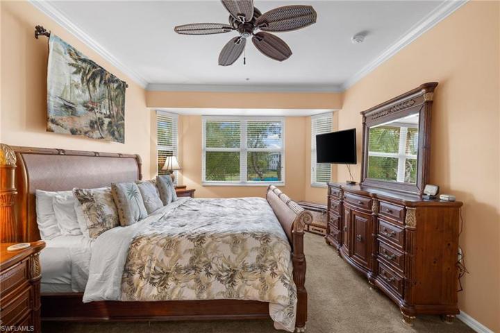 3984 Bishopwood CT E # 206, NAPLES FL 34114
