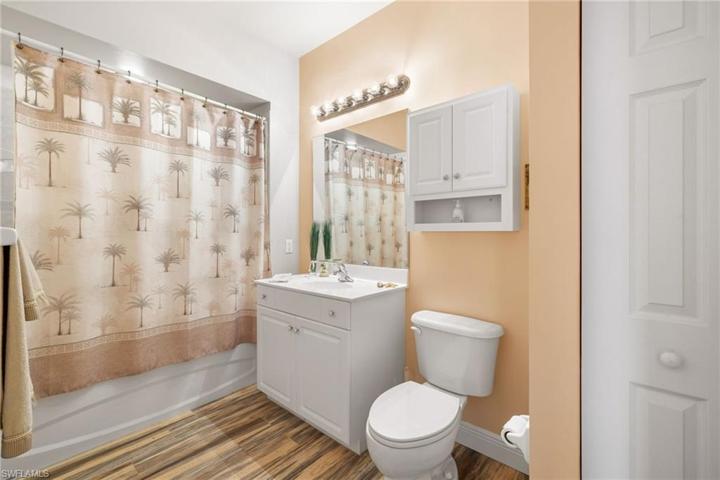 3984 Bishopwood CT E # 206, NAPLES FL 34114