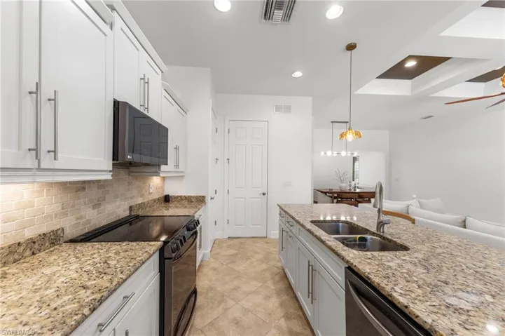 11338 Merriweather Ct, Fort Myers, Florida 33913