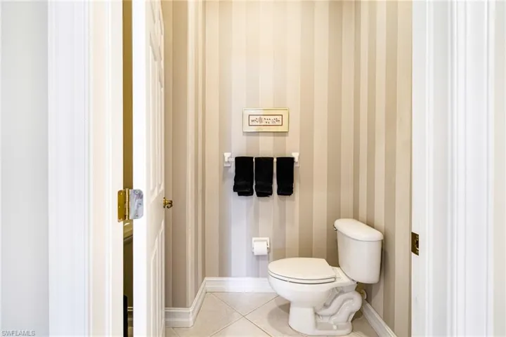 10501  Bellagio  DR, Fort Myers, FL 33913