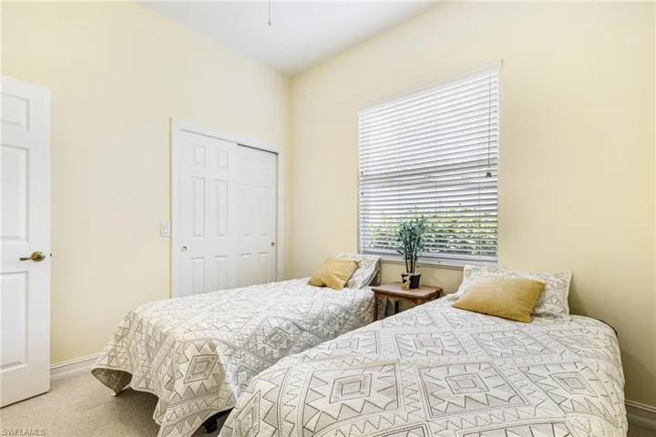 10501  Bellagio  DR, Fort Myers, FL 33913