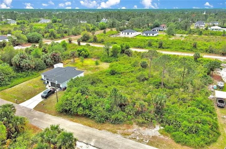 3207  74th W ST, Lehigh Acres, FL 33971