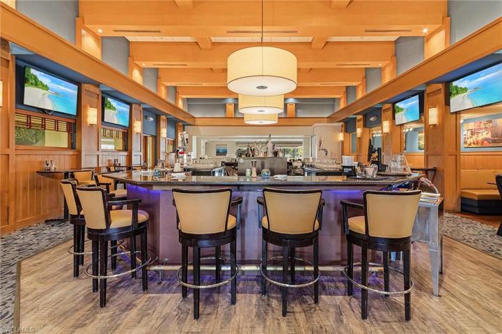 Compass Rose Bar