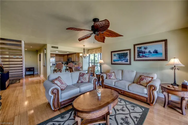 Family room/dining