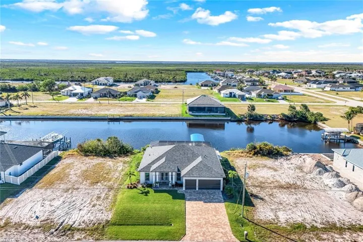 1526 Nw 40th Pl, Cape Coral Fl 33993