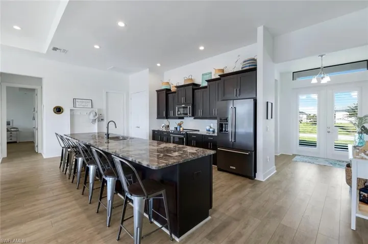 1526 Nw 40th Pl, Cape Coral Fl 33993