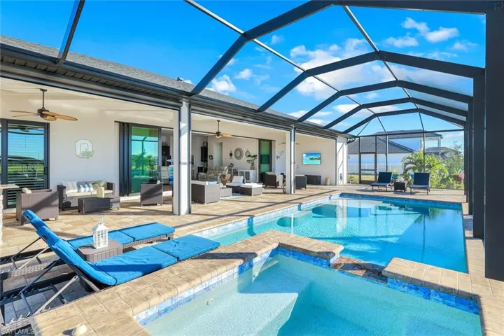 1526 Nw 40th Pl, Cape Coral Fl 33993
