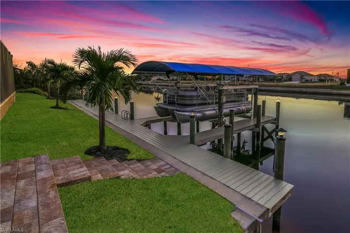 1526 Nw 40th Pl, Cape Coral Fl 33993