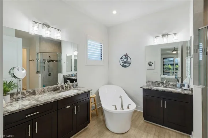 1526 Nw 40th Pl, Cape Coral Fl 33993