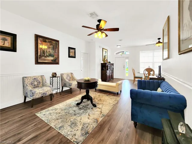 Living room offers pocket sliding glass doors