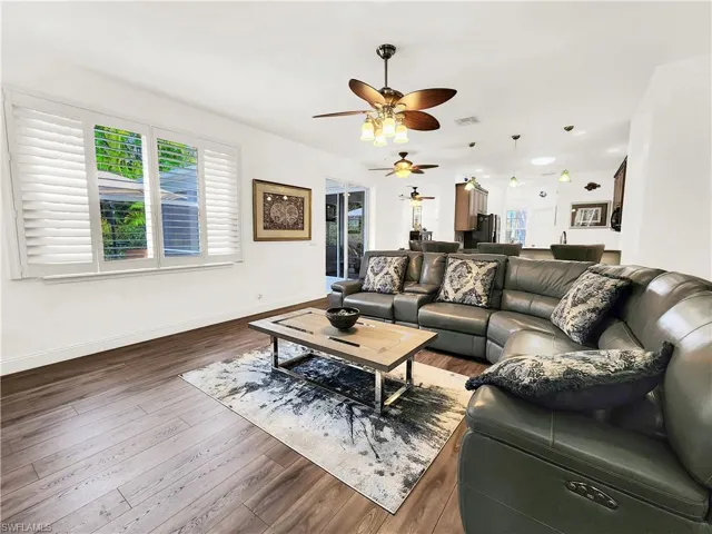 Large greatroom