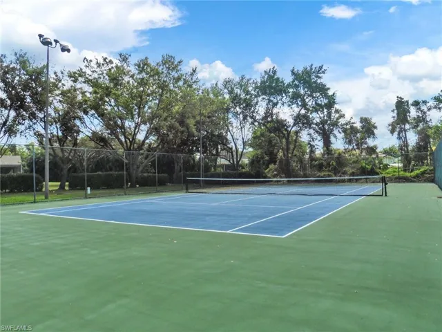 Communit Tennis court