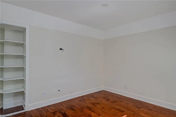Closet in 3rd guest bedroom
