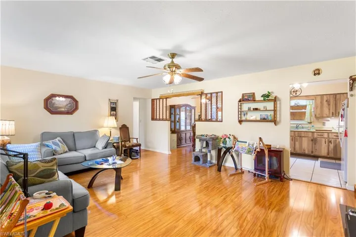 2989 Ribbon Ct, Fort Myers Fl 33905