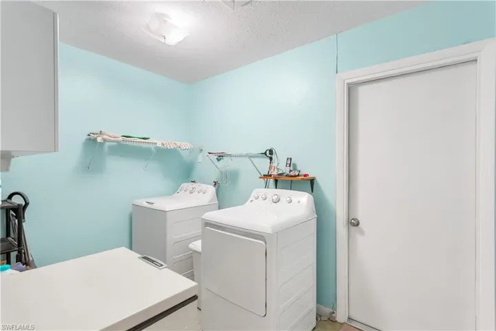2989 Ribbon Ct, Fort Myers Fl 33905