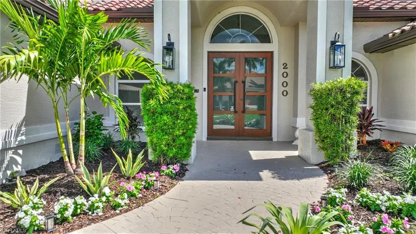 View of exterior entry with french doors