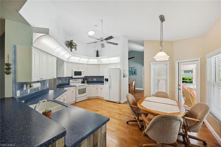 Updated kitchen cabinets and granite counters!