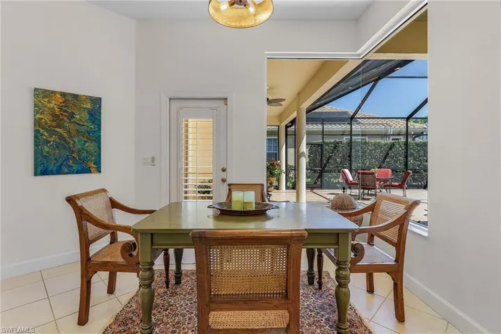 Dining area in kitchen