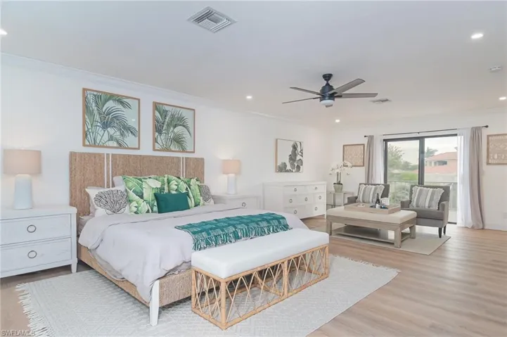 1420 Jewel Box Ave, Naples, Florida 34102