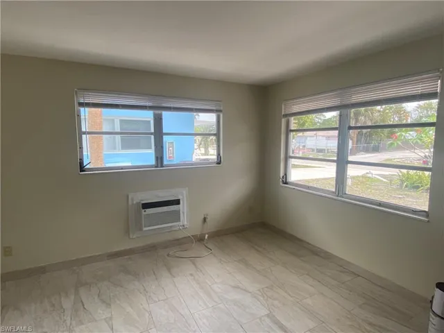 27671  Okeana  ST, Bonita Springs, FL 34134