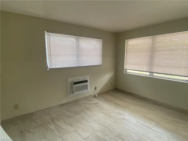 27671  Okeana  ST, Bonita Springs, FL 34134