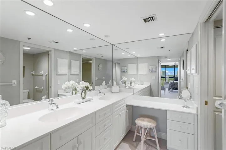 26235  Hickory  BLVD, Bonita Springs, FL 34134