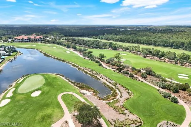 Bird's eye view of the golf course