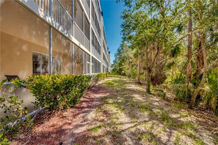 14801  Park Lake  DR, Fort Myers, FL 33919