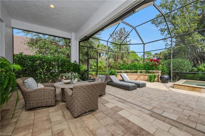 Covered Lanai Area/ Outdoor Living