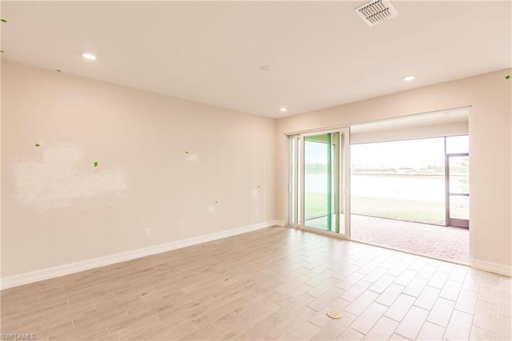 3817  Crosswater  DR, NORTH FORT MYERS, FL 33917