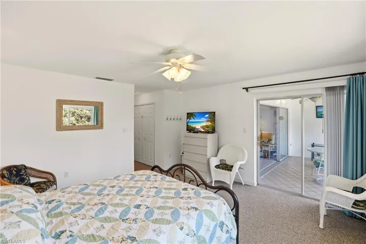 215  Cypress E WAY, Naples, FL 34110