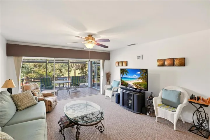 215  Cypress E WAY, Naples, FL 34110