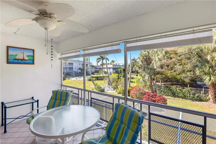 215  Cypress E WAY, Naples, FL 34110