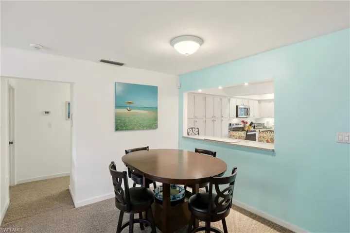 215  Cypress E WAY, Naples, FL 34110