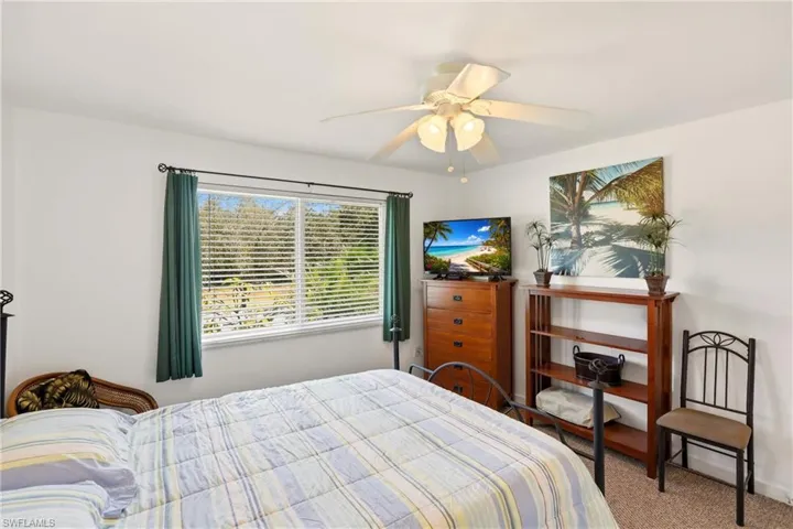215  Cypress E WAY, Naples, FL 34110