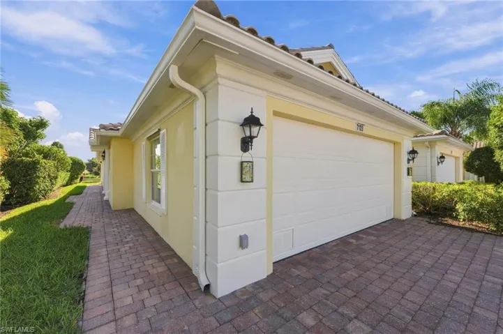 7128 Marconi Ct, Naples, Florida 34114