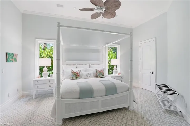1237 Pocantico Ln, Naples, Florida 34110