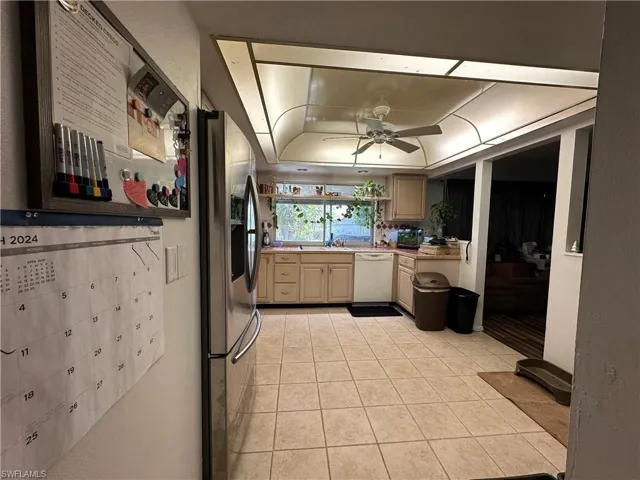 Approaching the Kitchen area.