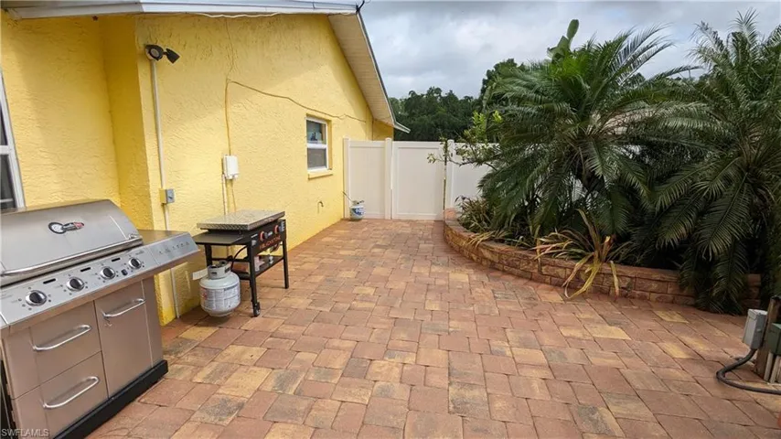 15476  Spring Line  LN, Fort Myers, FL 33905