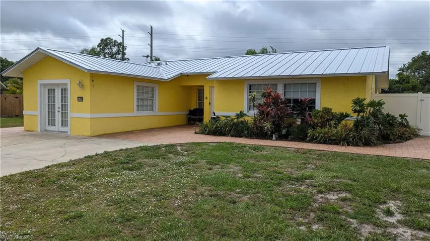 15476  Spring Line  LN, Fort Myers, FL 33905