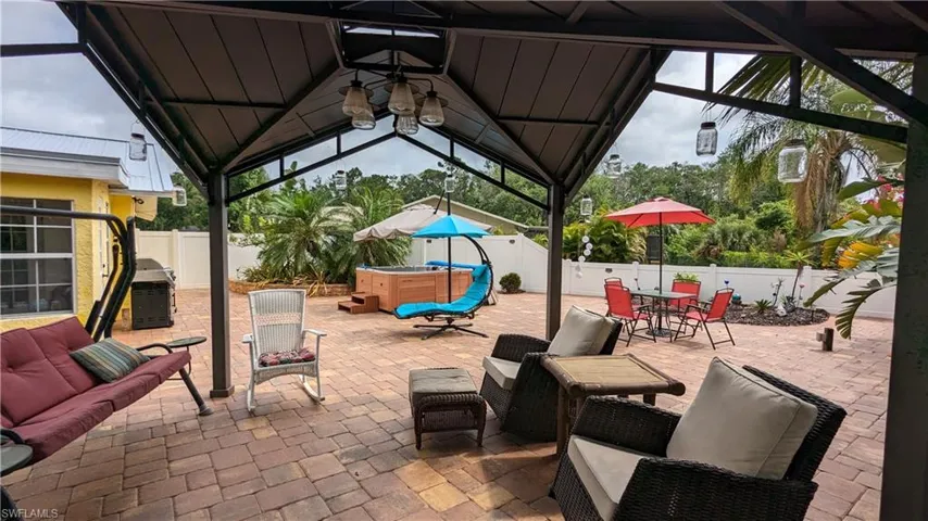 15476  Spring Line  LN, Fort Myers, FL 33905
