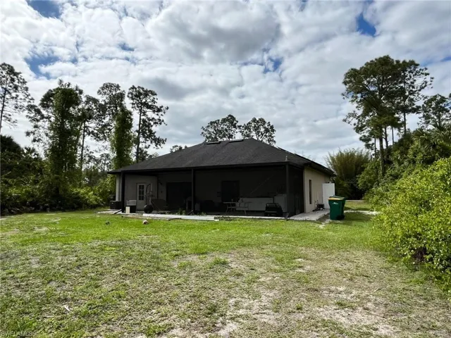 2363 20th Ave Ne, Naples, Florida 34120