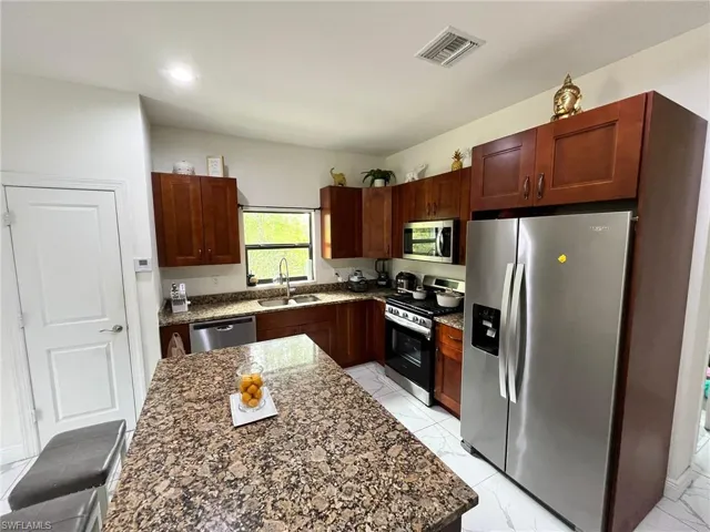 2363 20th Ave Ne, Naples, Florida 34120